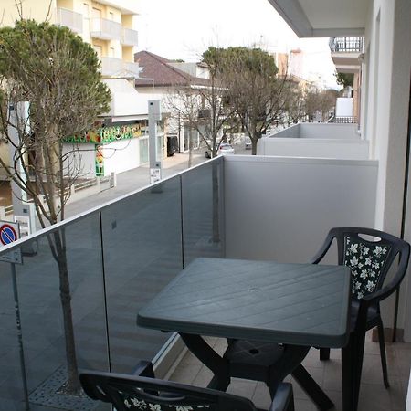 Apartamento Venus Lignano Sabbiadoro Exterior foto
